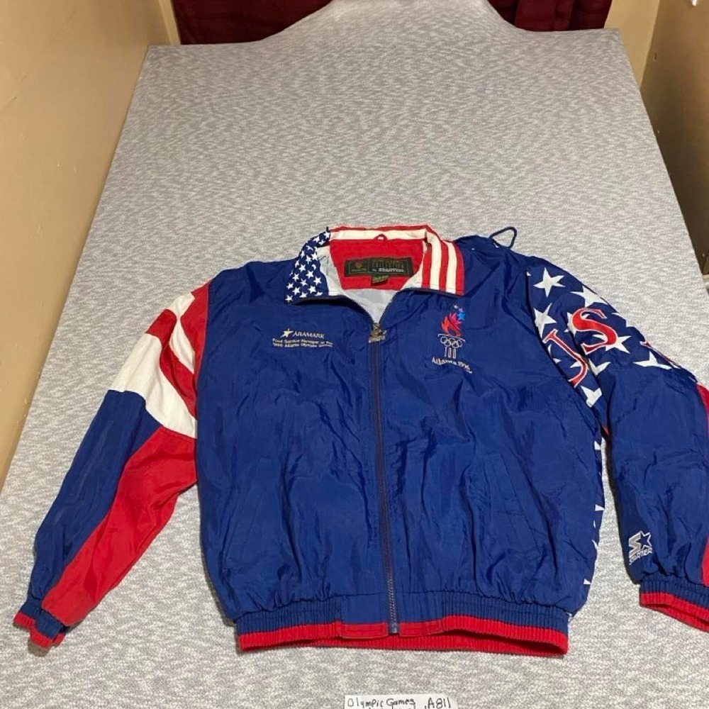 Starter Atlanta 1996 Olympic Games Collection nylon  jacket Size L. SKU-A811